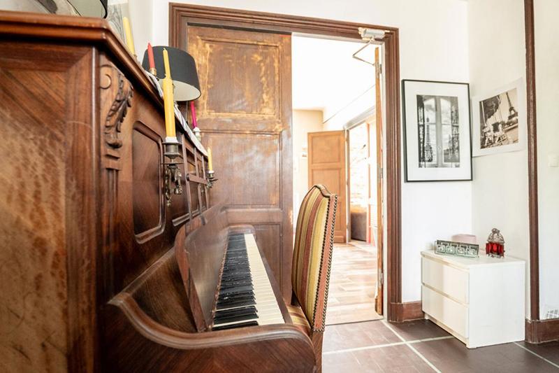 Maison - 296 m² - 14 pièces