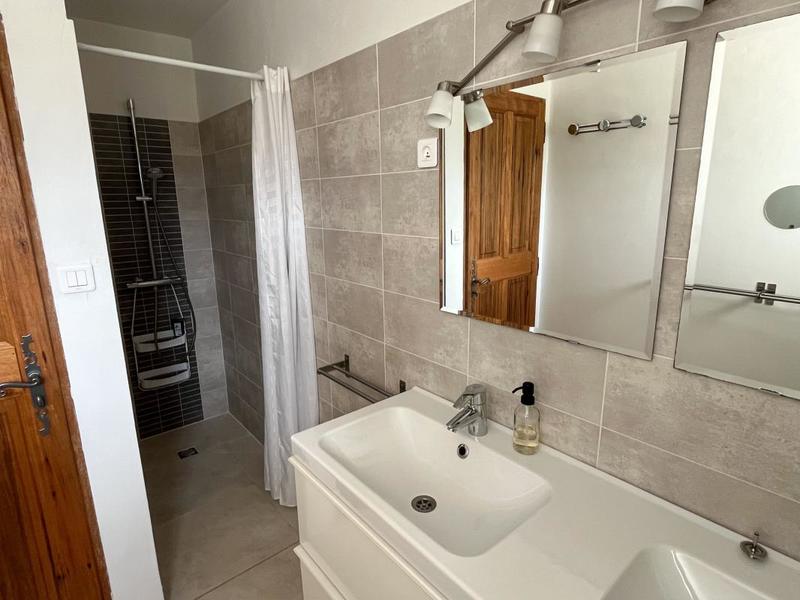 Villa - 273 m² - 7 pièces