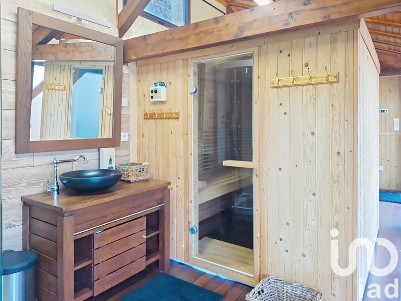 Maison - 177 m² - 5 pièces