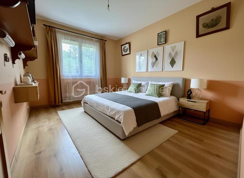 Maison - 175 m² - 8 pièces