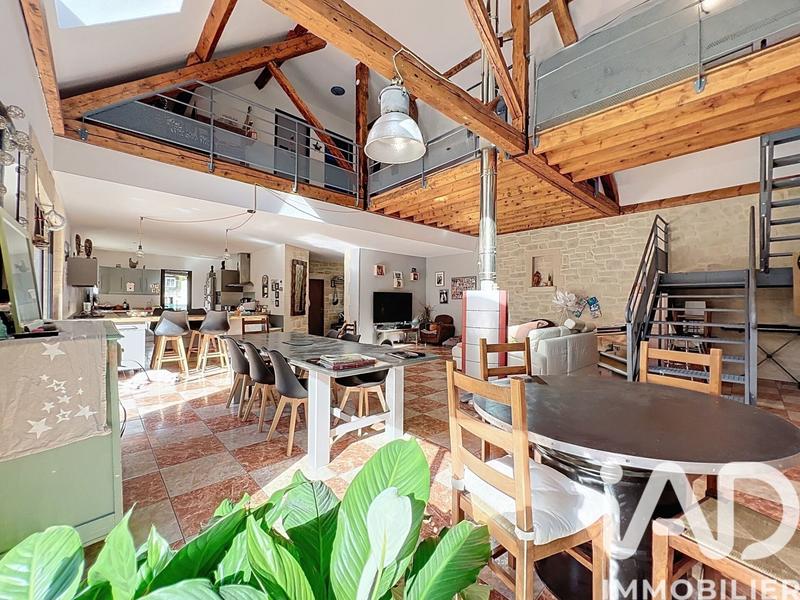 Maison de campagne - 250 m² - 7 pièces