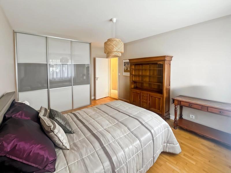 Maison - 122 m² - 5 pièces