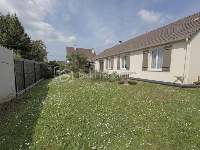 Maison traditionnelle - 112 m² - 6 pièces