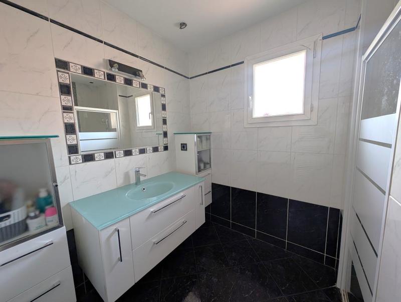 Villa - 150 m² - 6 pièces