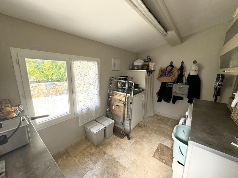 Villa - 270 m² - 10 pièces