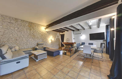 Maison - 180 m² - 7 pièces