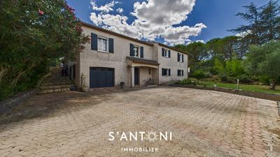 Villa - 138 m² - 5 pièces