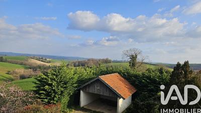 Maison - 167 m² - 7 pièces