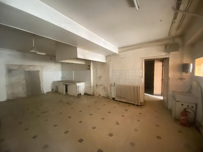 Immeuble - 300 m² - 3 pièces