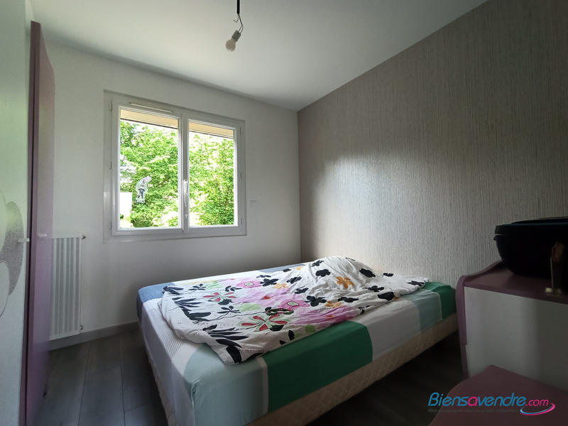 Maison traditionnelle - 100 m² - 5 pièces