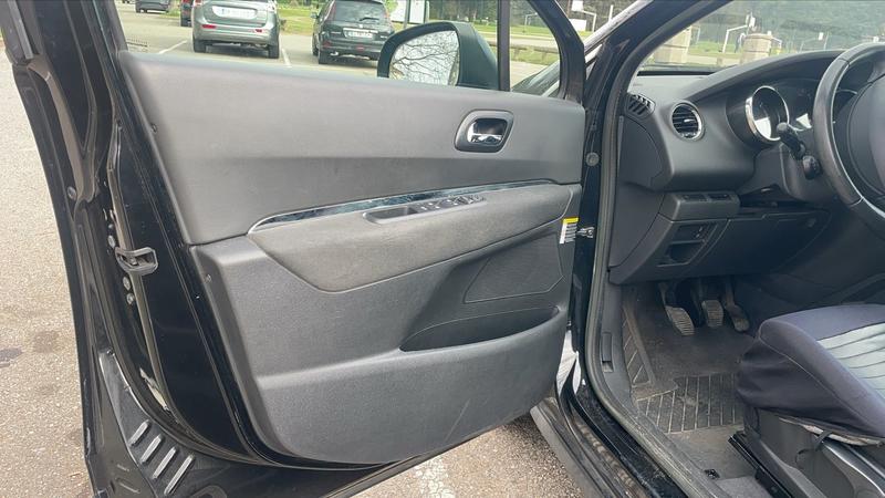 Peugeot 3008 I 1.6 HDi 115 Business Pack