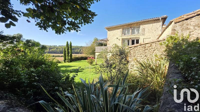 Maison - 435 m² - 20 pièces