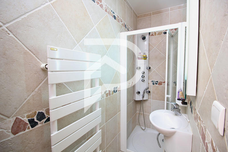 Maison - 169 m² - 6 pièces