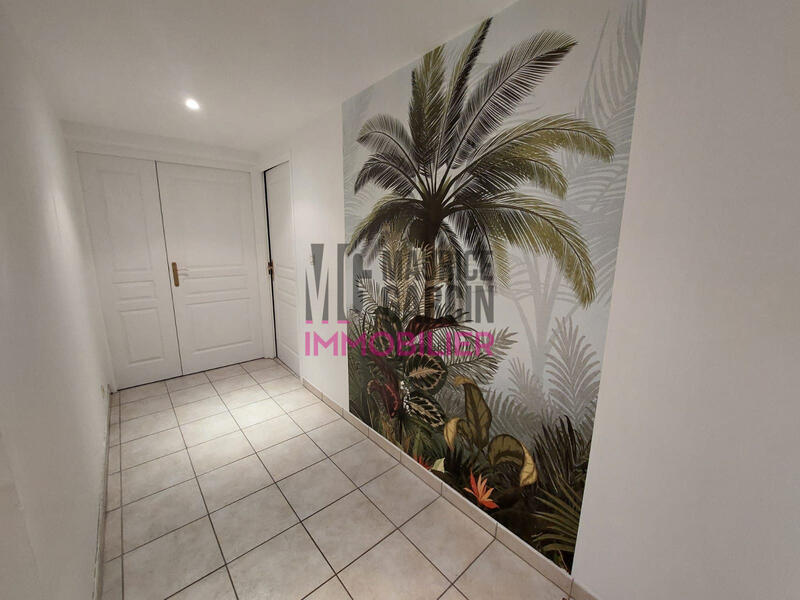 Appartement - 112 m² - 4 pièces