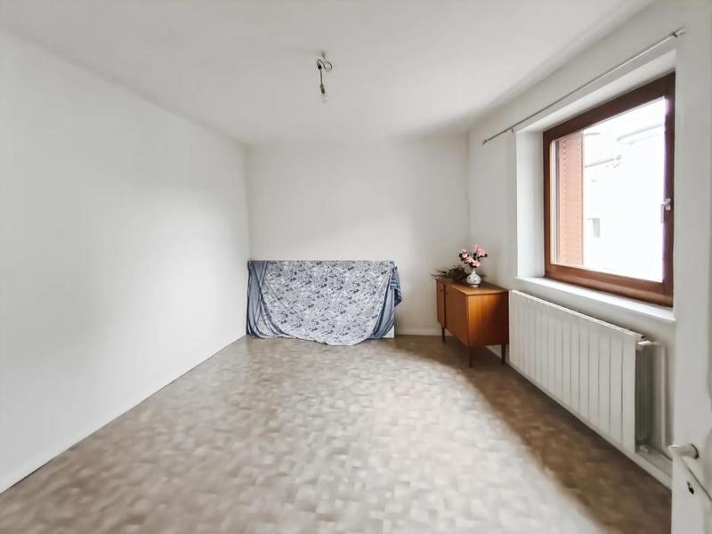 Maison - 306 m² - 11 pièces