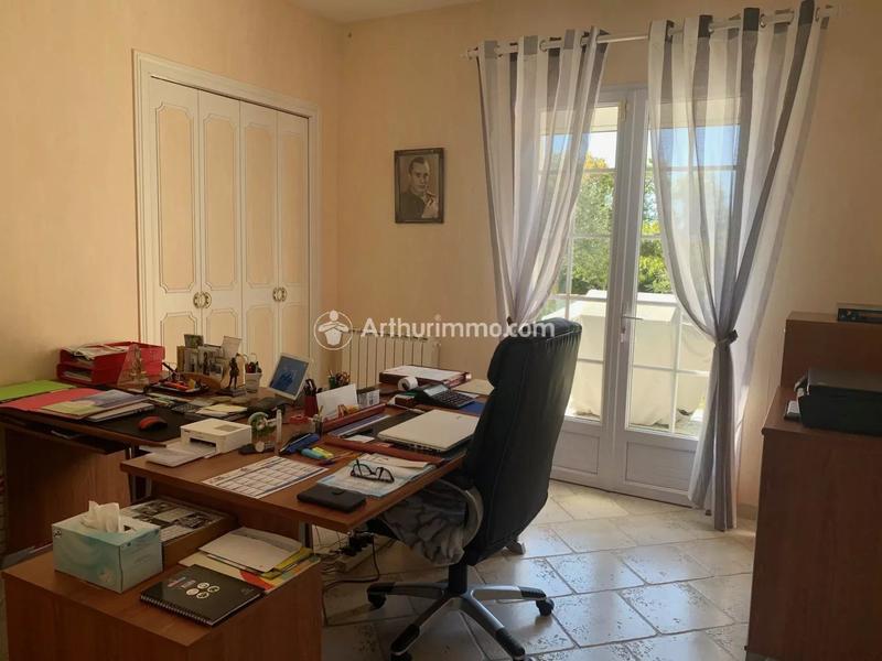 Maison - 266 m² - 8 pièces