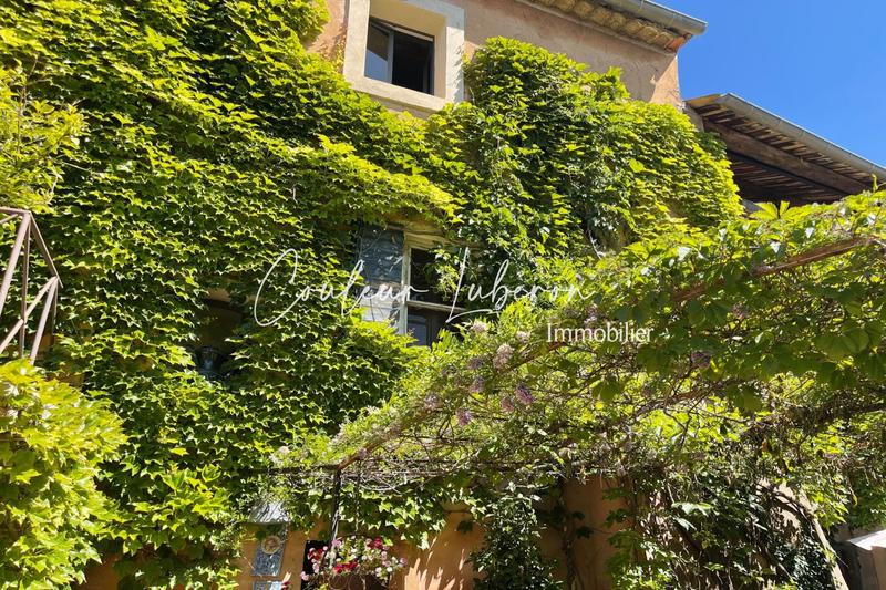 Maison de village - 239 m² - 8 pièces