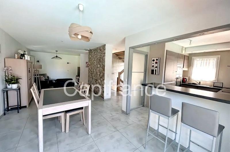 Maison - 118 m² - 4 pièces