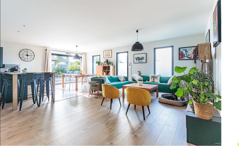 Maison - 166 m² - 6 pièces