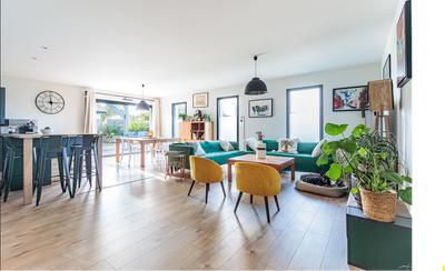 Maison - 166 m² - 6 pièces