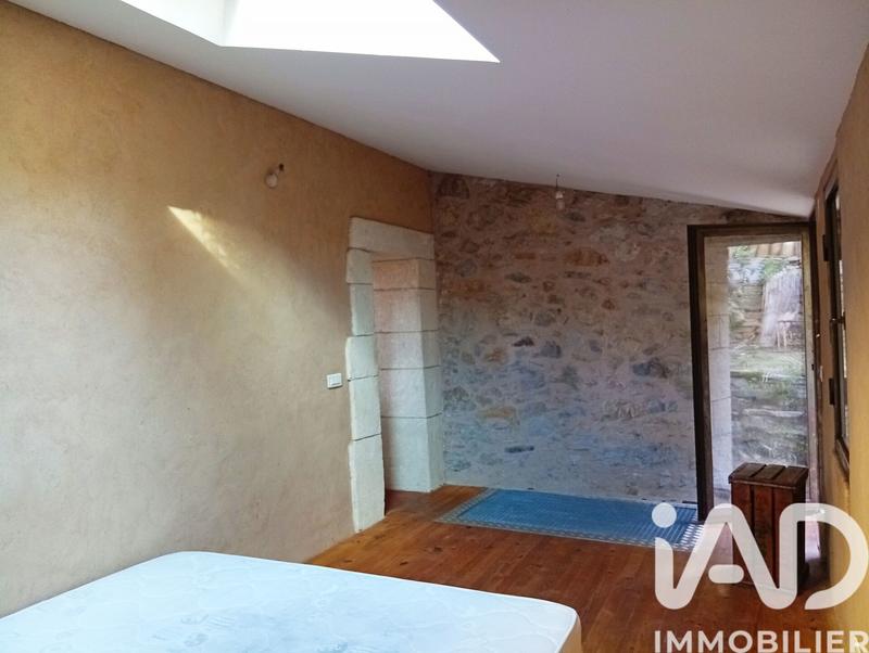 Maison - 185 m² - 8 pièces