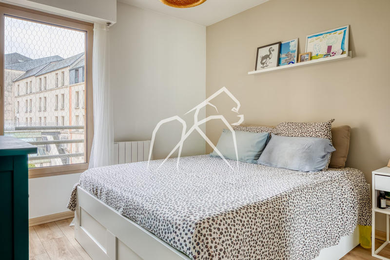 Appartement - 85 m² - 4 pièces