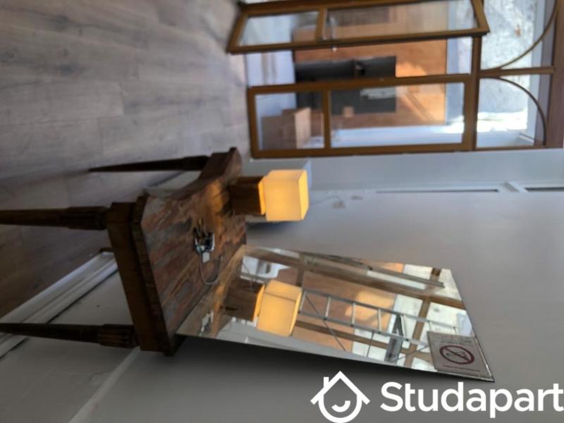 Chambre - 14 m² - 1 pièce