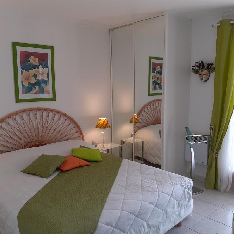 Maison - 250 m² - 7 pièces