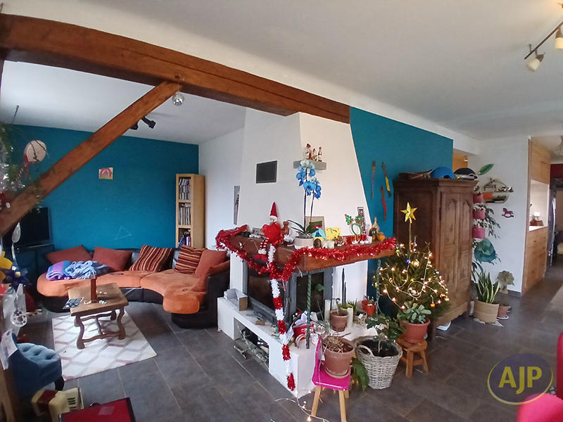 Maison - 112 m² - 4 pièces