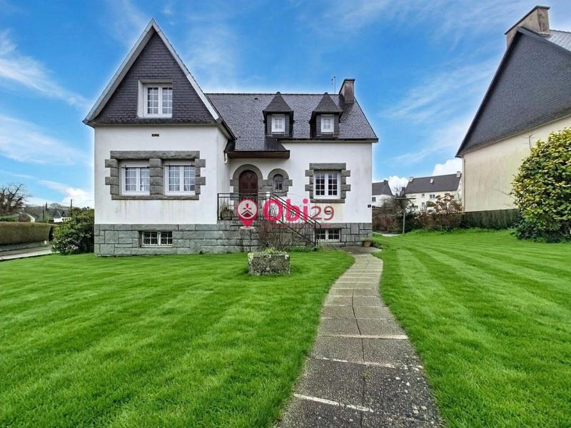 Maison - 137 m² - 6 pièces