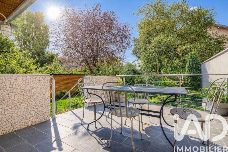 Maison - 140 m² - 7 pièces