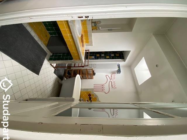 Chambre - 9 m² - 1 pièce