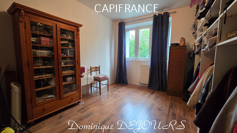 Maison - 224 m² - 7 pièces