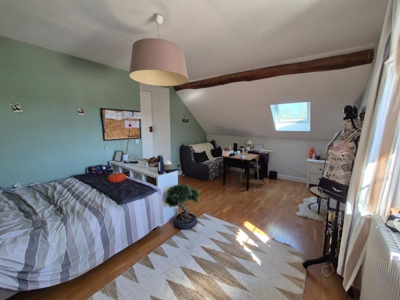 Maison - 231 m² - 8 pièces