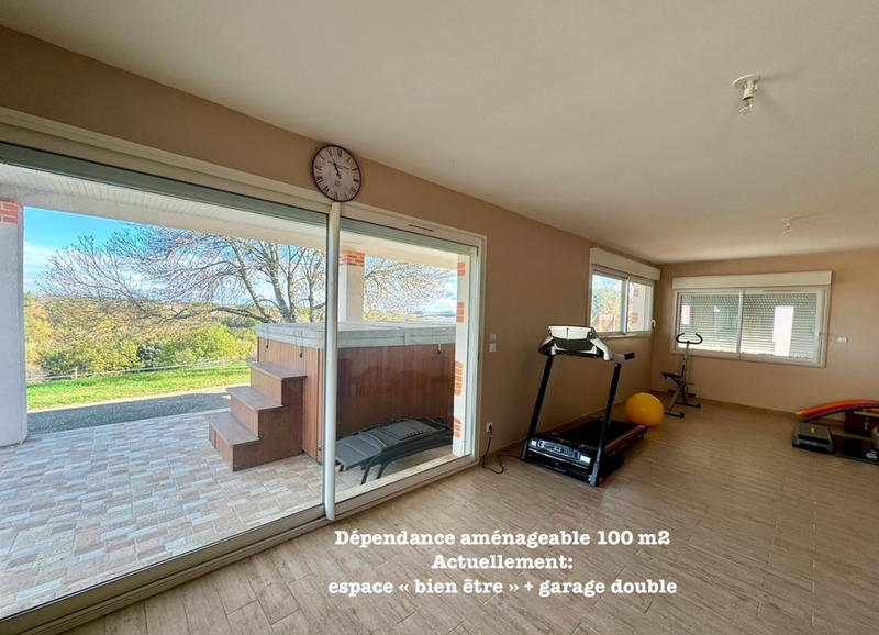 Propriété - 293 m² - 12 pièces