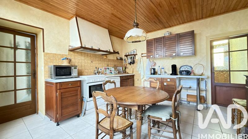 Maison - 159 m² - 7 pièces