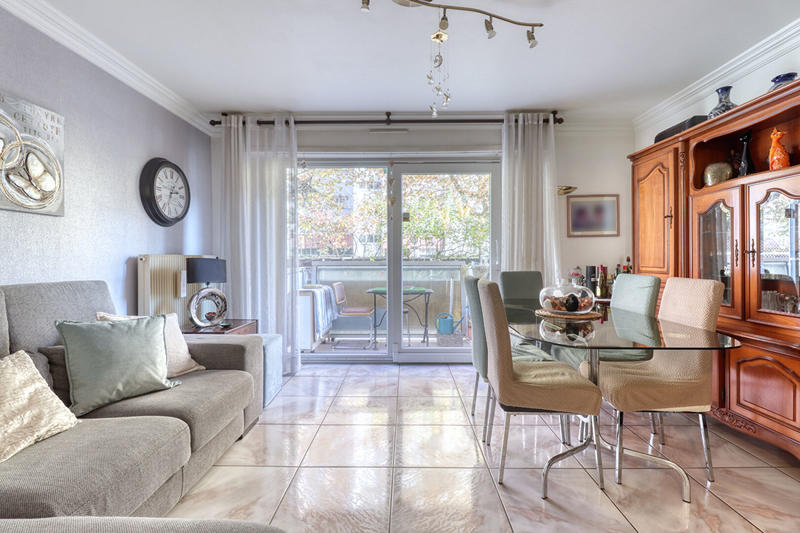 Appartement - 85 m² - 4 pièces