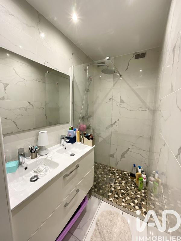 Maison - 98 m² - 6 pièces