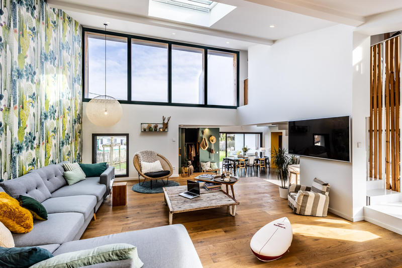 Maison - 180 m² - 7 pièces