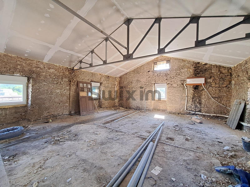 Maison - 406 m² - 17 pièces