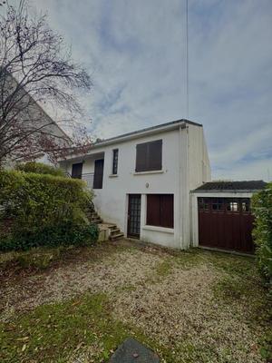 Maison - 143 m² - 6 pièces