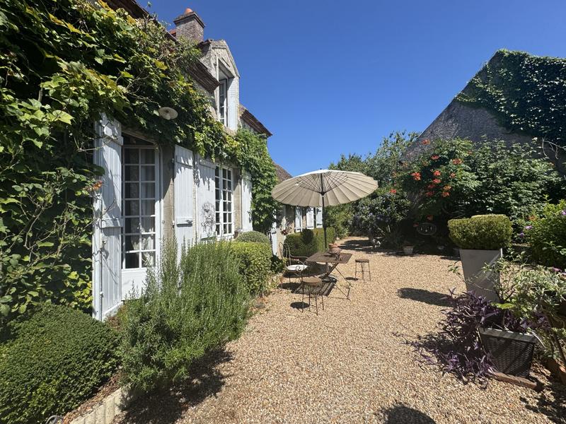 Maison - 140 m² - 5 pièces