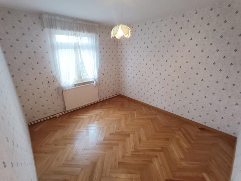 Maison - 185 m² - 6 pièces