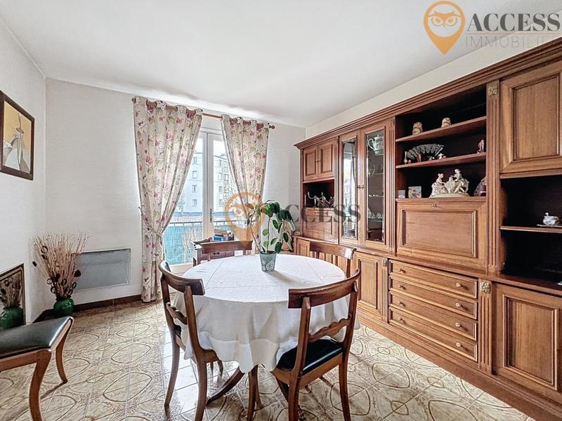 Maison - 141 m² - 6 pièces