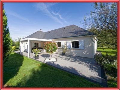 Maison - 150 m² - 5 pièces