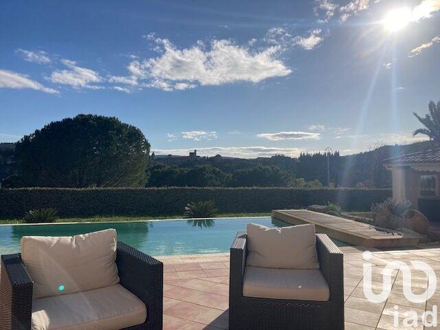 Maison - 187 m² - 5 pièces