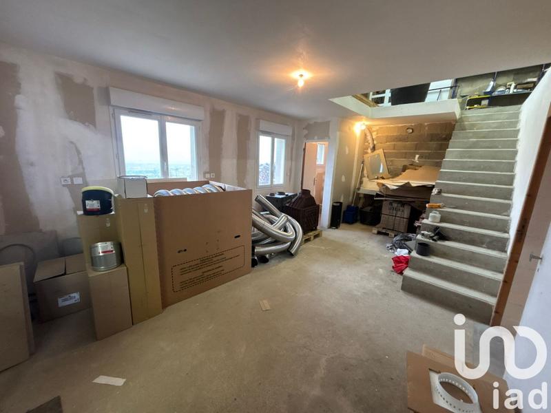 Maison - 182 m² - 3 pièces