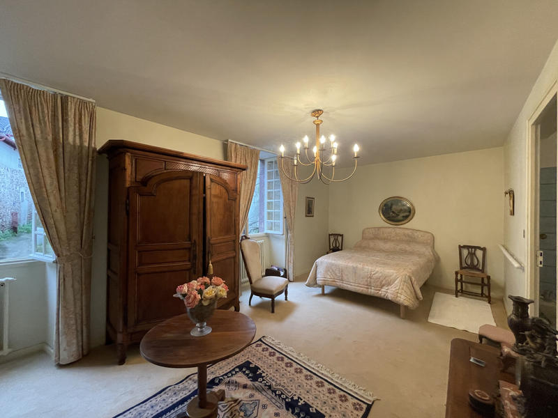 Maison - 420 m² - 15 pièces