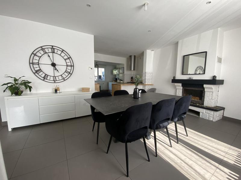 Local commercial - 130 m² - 7 pièces