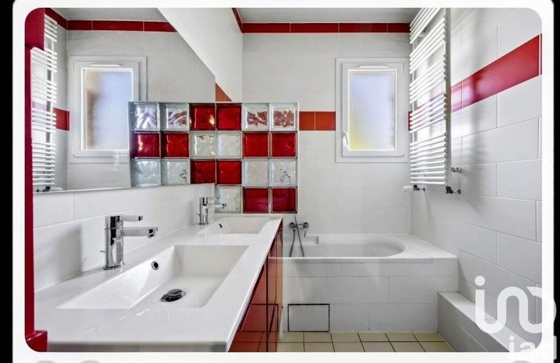 Maison de maîtres - 435 m² - 12 pièces